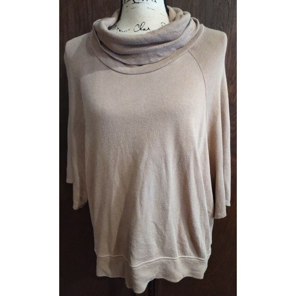 Victoria's Secret Tan Khaki Cowl Neck Top Size Small Short Sleeve Viscose Cotton - Picture 1 of 6